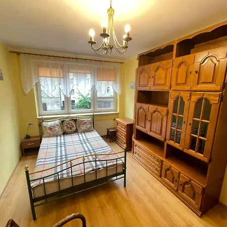 Apartment Yourapart Straganiarska Z Parkingiem